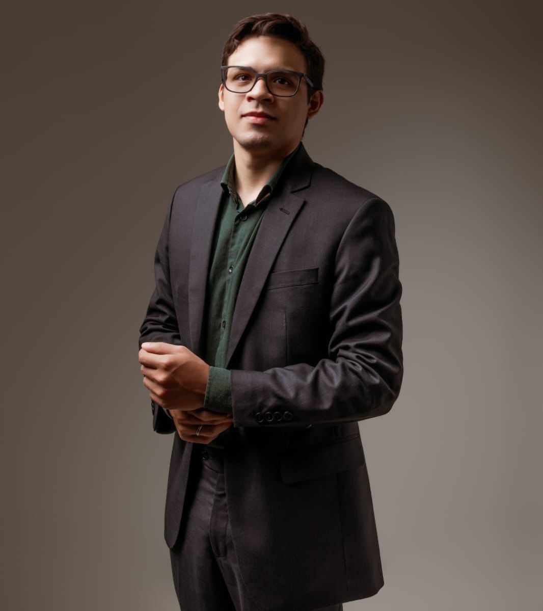 Dr Gabriel Irala